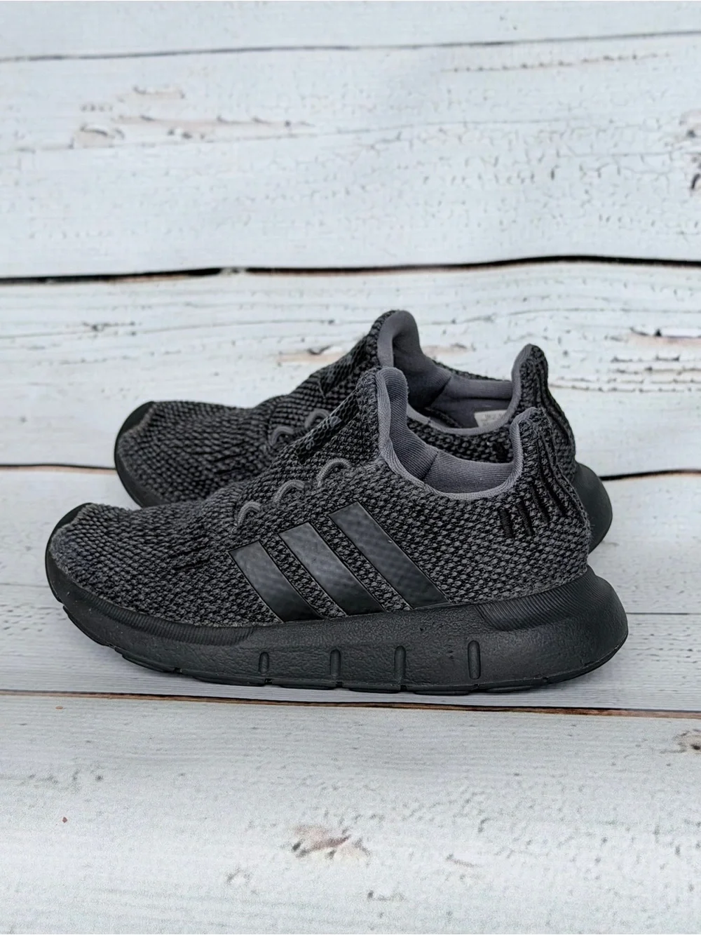 adidas Originals Swift Run Black Carbon Grey Kids Sneakers - Size 9K